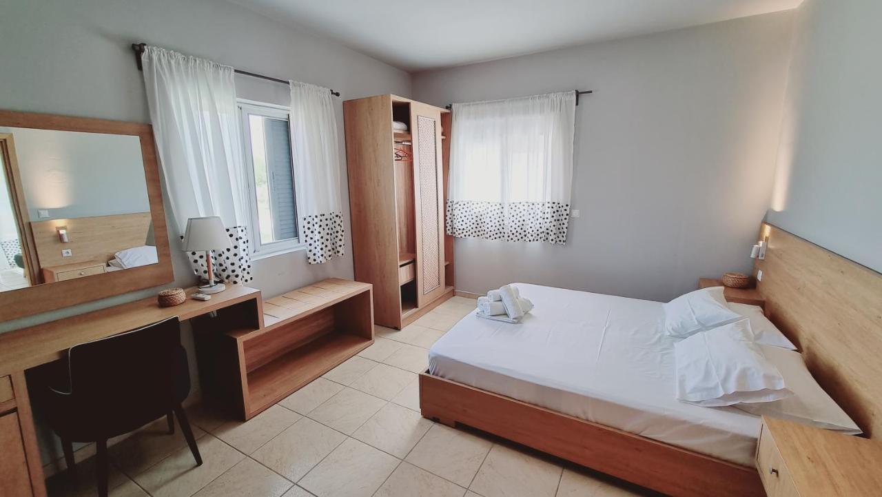 Chloe Apartments Lixouri Luaran gambar